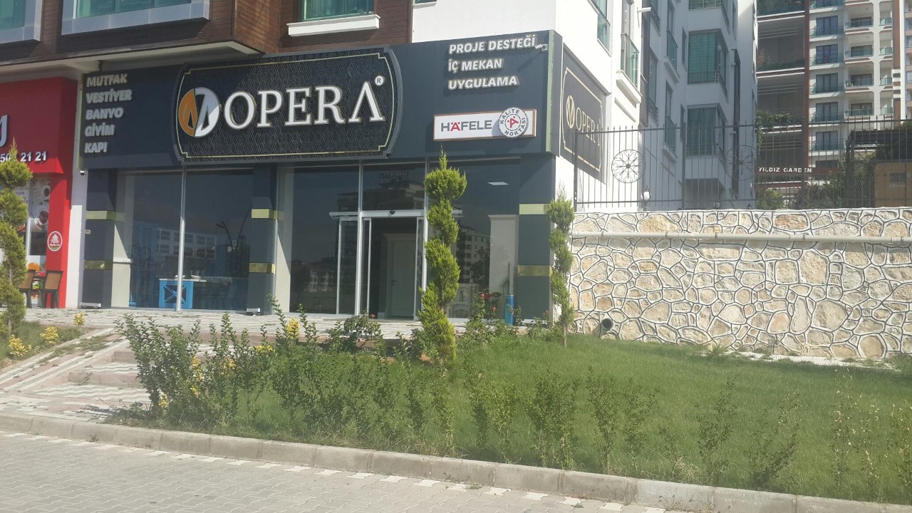 Yeni Yerimizde Siz Değerli Misafirlerimizi Mağazamızı Gezmeye Bekleriz.